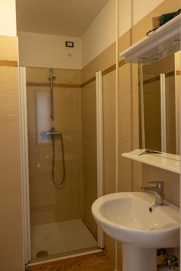 Bed and Breakfast La Stazione Trontano Exterior foto